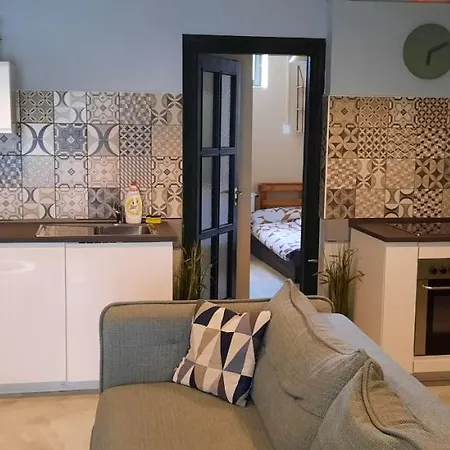 Csenge Apartman Apartment